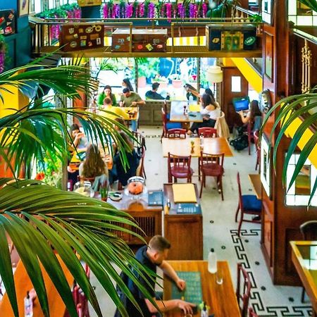 St. Bjur Suites Афины Экстерьер фото