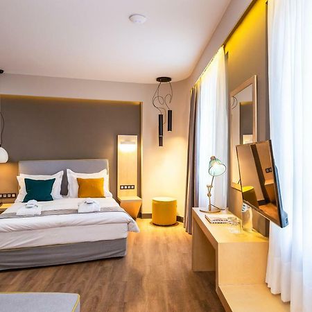 St. Bjur Suites Афины Экстерьер фото