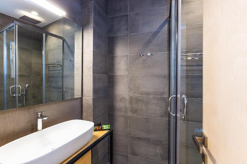 St. Bjur Suites Афины Экстерьер фото