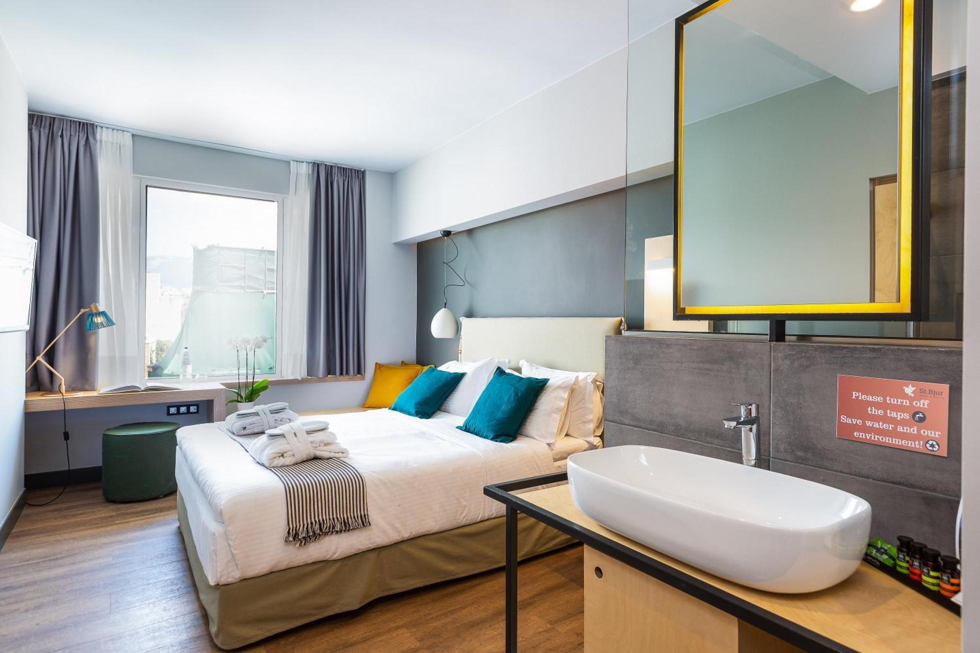 St. Bjur Suites Афины Экстерьер фото
